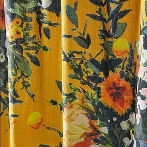 NWT Marcene Bouquet Shower Curtain!